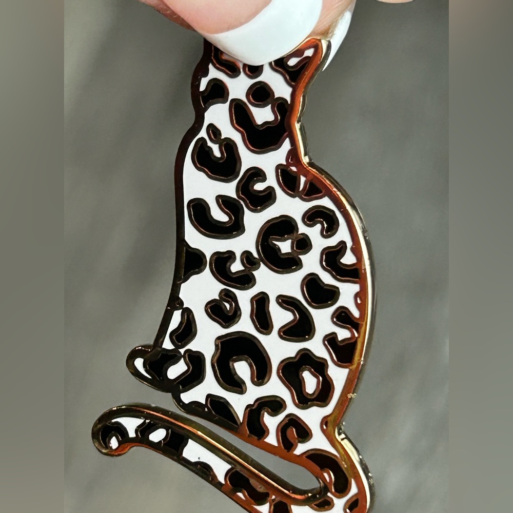 Kate Spade Cat Keychain - Picture 10 of 13